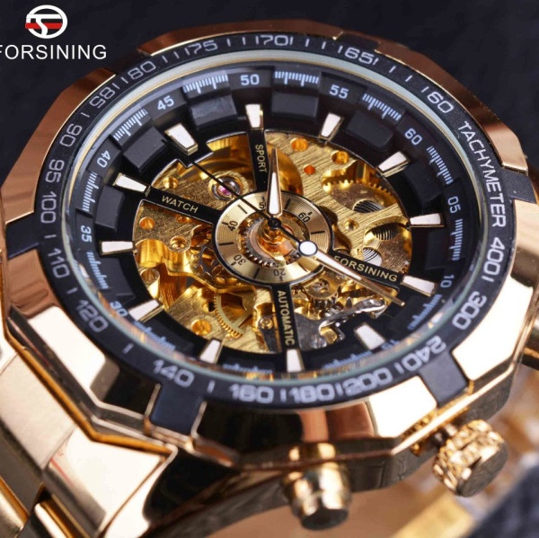 Ikki qiz jinsiy aloqa qilish uchun kochada bir yigitni oldi. Onlayn tomosha qiling.