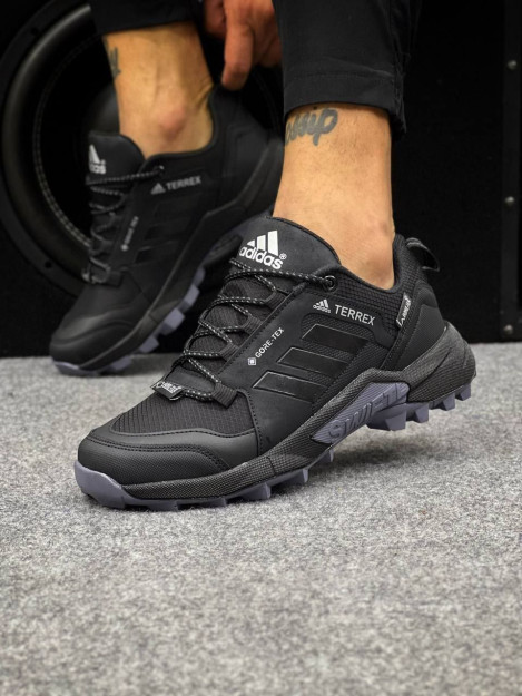 Adidas GORE-TEX 41 krossovkalari stkrossst59