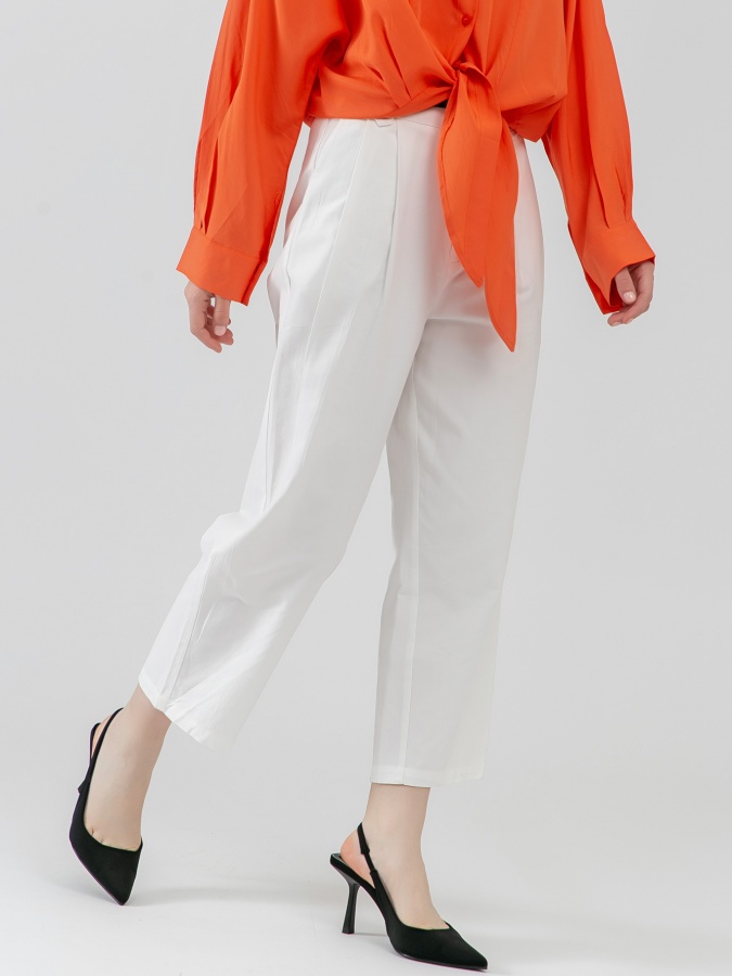 Женские брюки White M SS23WES556