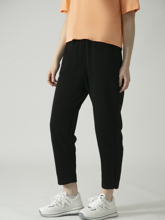 Black m ayollar joggerlari  SS23WES198