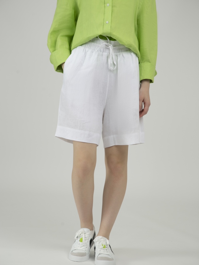 Женские шорты White S SS23WES056