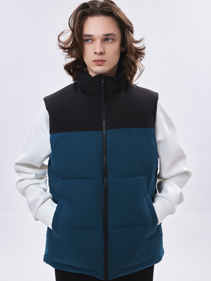 Qisqa uzunlikdagi Aquamarine m yelek AW23CA1N-32-19245