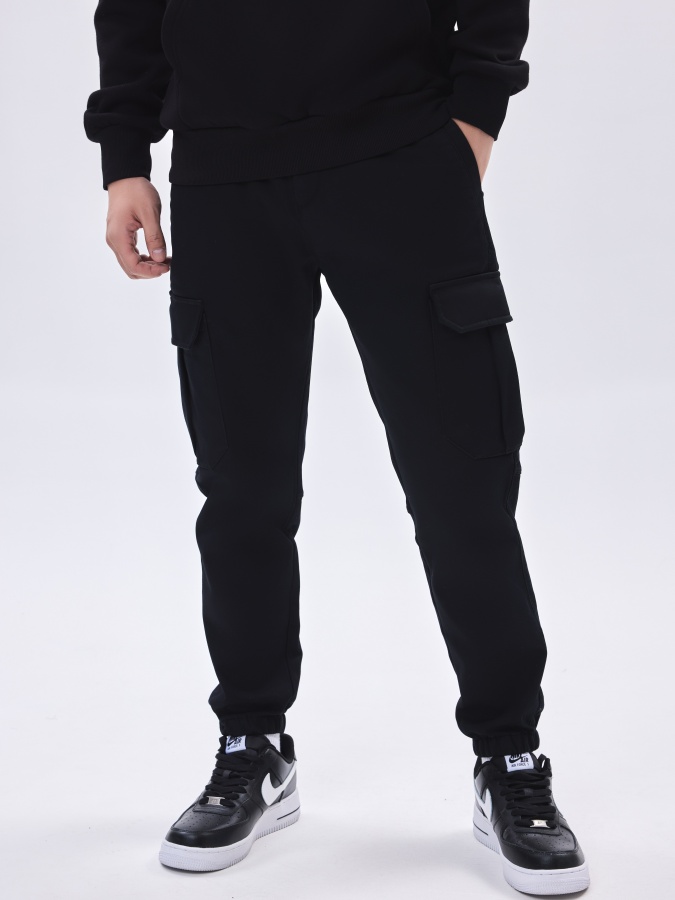 Qora 36 Joggers  AW23CA3N-39-19440