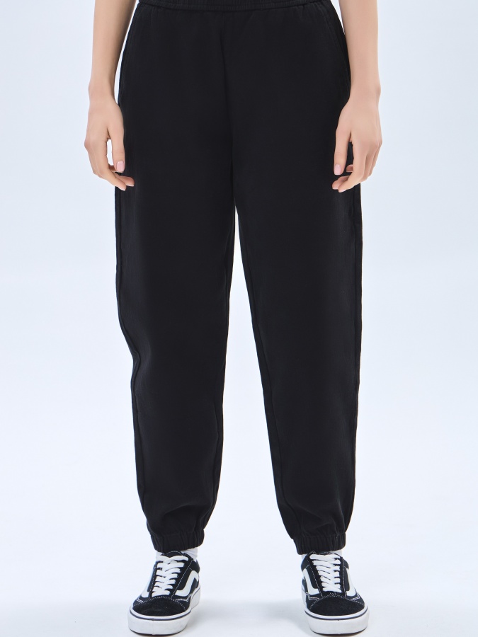 Qora XXL ayollar joggerlari  AW23WBA-52078