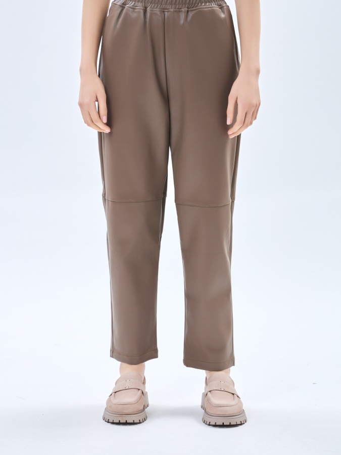 Brown l ayollar shimlari  AW23WBA-52022