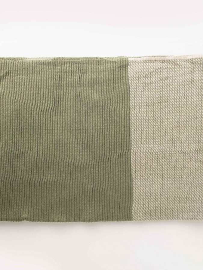 Green 1 ayollar sharfi  AW23WAC-41023