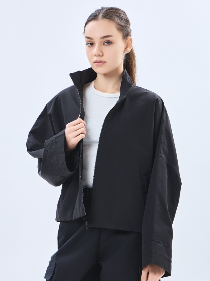 Ayollar shamol ishlab chiqaruvchisi o'rtacha uzunligi qora S AW23WYN-24001