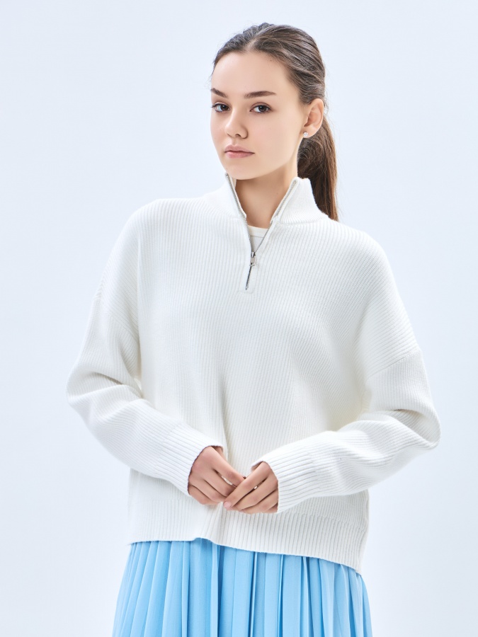 Oq s ayollar sviteri  AW23WKN-30001