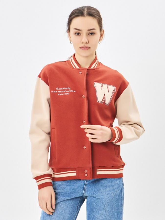 Qisqa uzunlikdagi Ginger XL ayollar shamol ishlab chiqaruvchisi AW23WBA-52061