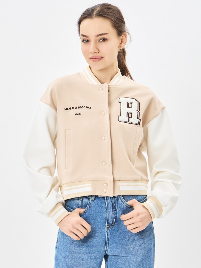 Qisqa uzunlikdagi Beige L ayollar shamol ishlab chiqaruvchisi  AW23WBA-52043