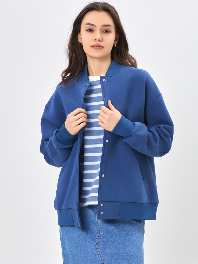 Ayollar shamol ishlab chiqaruvchisi Blue s ning o'rtacha uzunligi  SS24WES-21109