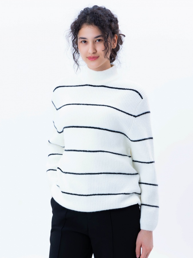 Женский джемпер White L AW24WKN-92124