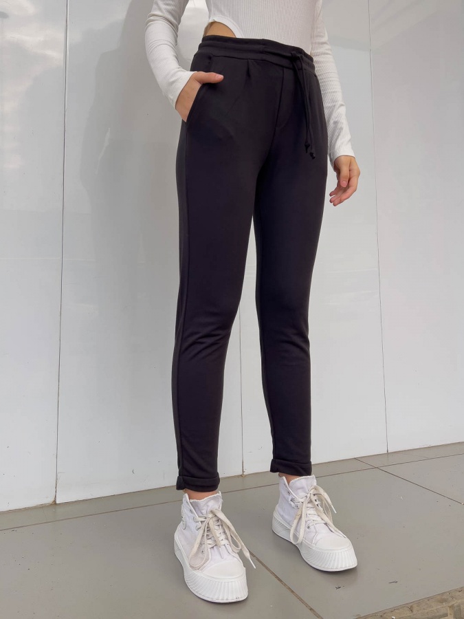 10095 XL qora shim anaki