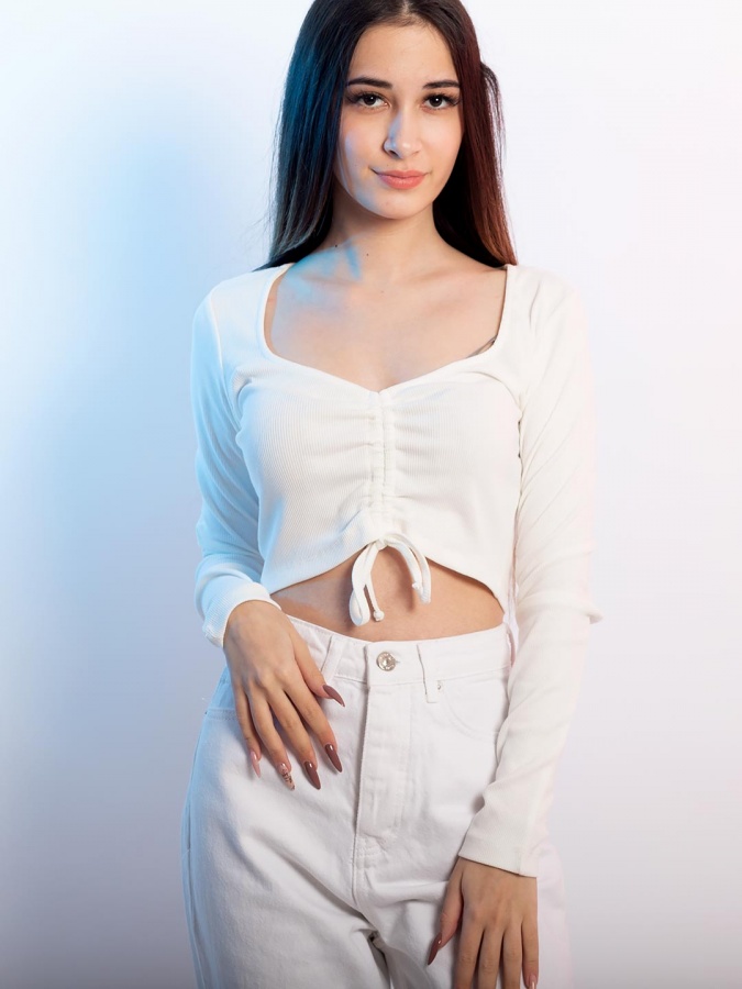 Uzun yengli top 22913 anaki
