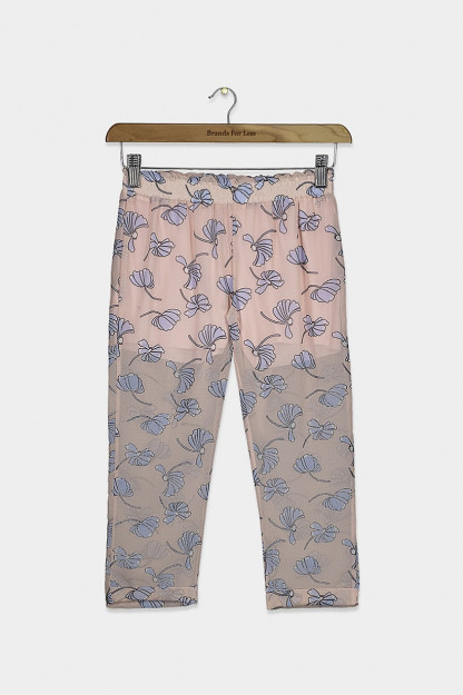 Kichkina qizlar uchun hamma narsa, bosilgan pijama shimlari ustida, pushti