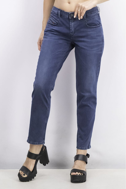 Oddiy kesilgan ayol cho'zilmaydigan Denim, ko'k