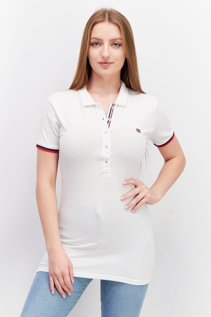 Qisqa qisma va naqshli logotipli oddiy kesilgan ayollar Polo ko'ylak, oq