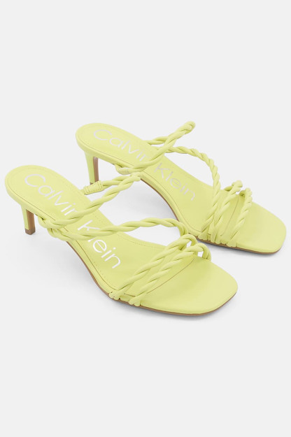 O'rta kattalikdagi Ileyia Twisted Slingback ayollar sandallari, ohak