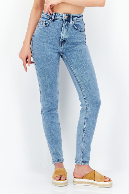 Женские джинсы Mom Slim Fit, застиранные, не растягивающиеся, светло-голубые