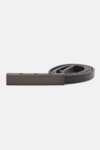 Ayollar uchun teksturali charm kamar, qora
