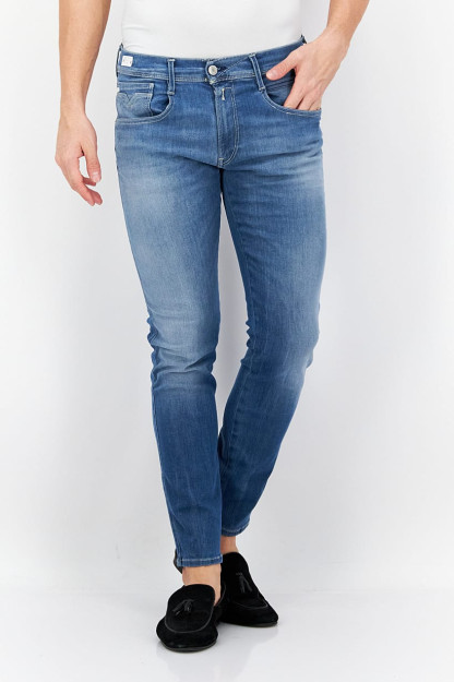Erkaklar uchun mos keladigan cho'ziluvchan Denim, ko'k