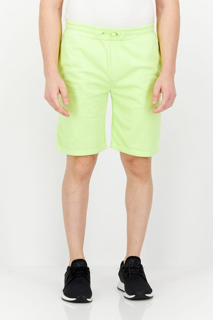 Fit Training Short erkaklar sport kiyimlari, och yashil