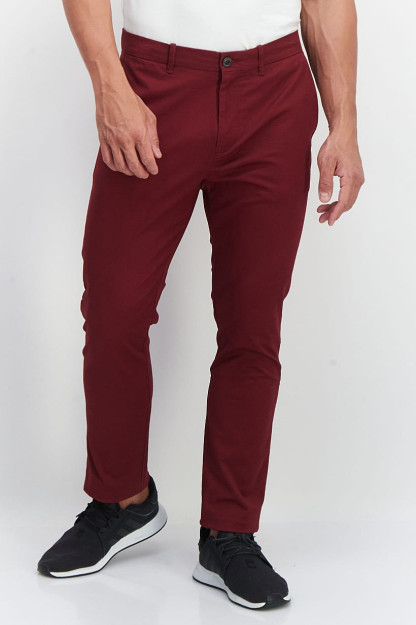 Oddiy Maroon kesilgan erkaklar uchun tekis chinos