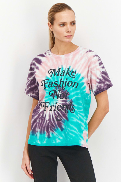 Tie Dye bosilgan ayollar uchun bo'yinbog'li qisqa yengli futbolka, binafsha rangli kombinatsiyalangan