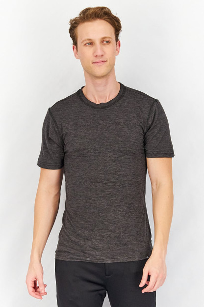 Erkaklar uchun sport kiyimlari, qisqa qisma, to'q kulrang