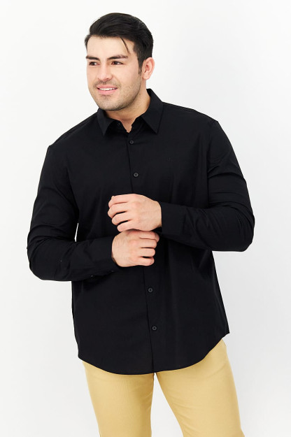 Naqshli logotip va uzun yengli erkaklar uchun Slim Fit tasodifiy ko'ylak, qora