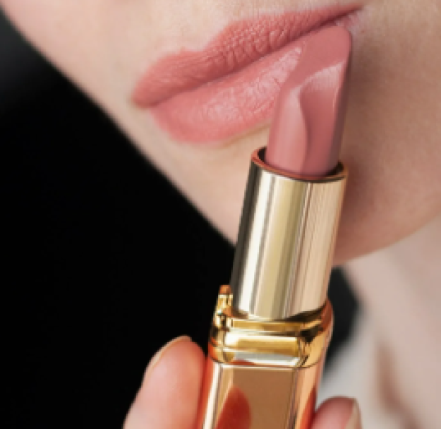 Нюдовая помада L'Oreal Paris Color Riche, оттенок 181, ЭКЦЕНТРИЧНЫЙ НЮД