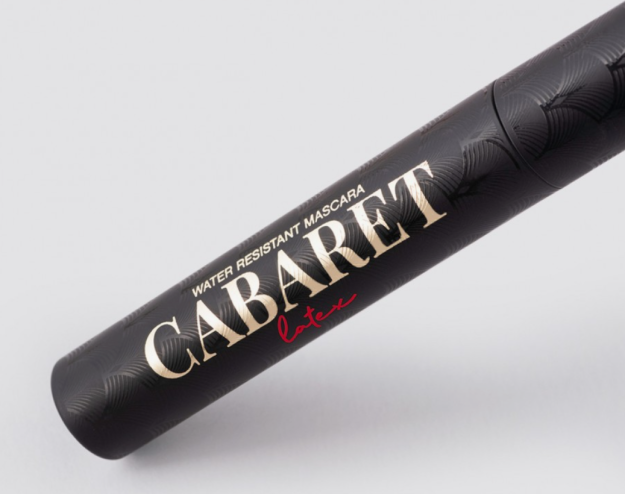 Vivienne sabo Cabaret Latex maskara namlikka chidamli