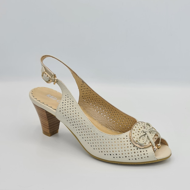 Босоножки Ж Бежевый Кожа E268-27-189 Китай E268-27-189 Бежевый 35