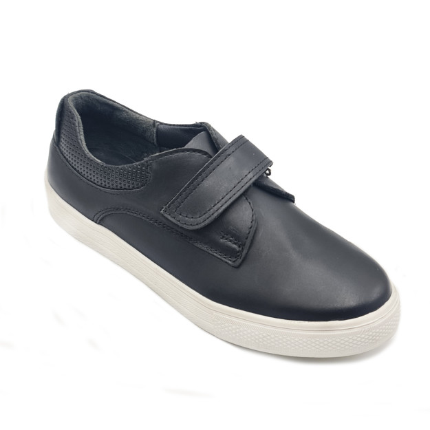 Krossovkalar qora teri 108-1M Persey 108-1m qora 35 persey