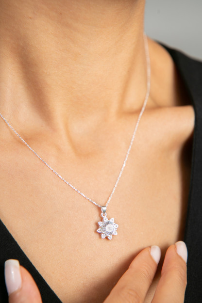 Женское Серебряное Ожерелье Модель Цветок 925 Пробы FA182428 Larin Silver FA182428|Серебристый