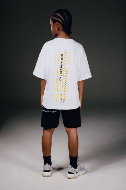 СПОРТИВНАЯ ФУТБОЛКА 9-10 years (140 cm)