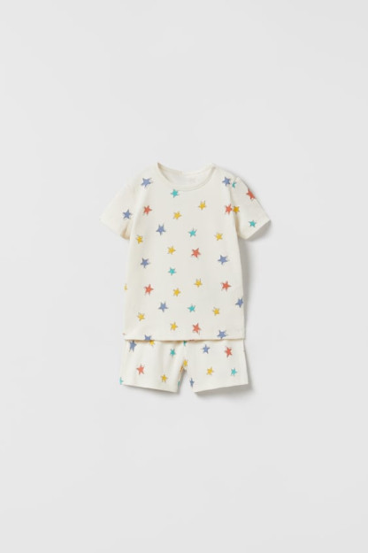 ДЕТСКАЯ ФУТБОЛКА И ШОРТЫ-БЕРМУДЫ В КОМПЛЕКТЕ СО ЗВЕЗДАМИ 18-24 months (92 cm)