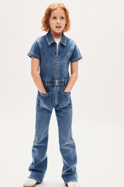 ЭЛАСТИЧНЫЙ ДЖИНСОВЫЙ КОМБИНЕЗОН 9 years (134 cm)