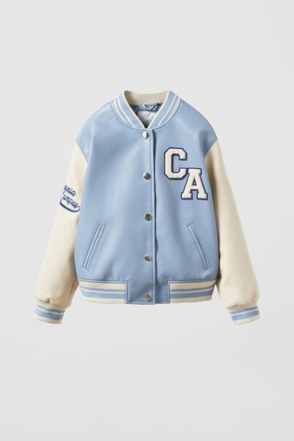 Varsity 10 yillik sun'iy charm bombardimon ko'ylagi (140 sm) 00562617-V2023