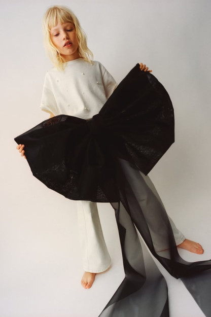 ФУТБОЛКА С ДЕТАЛЯМИ ИЗ ИСКУССТВЕННОГО ЖЕМЧУГА 11-12 years (152 cm)