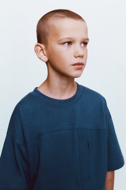 СПОРТИВНАЯ ФУТБОЛКА С КОНТРАСТНЫМ КАРМАНОМ 11-12 years (152 cm)