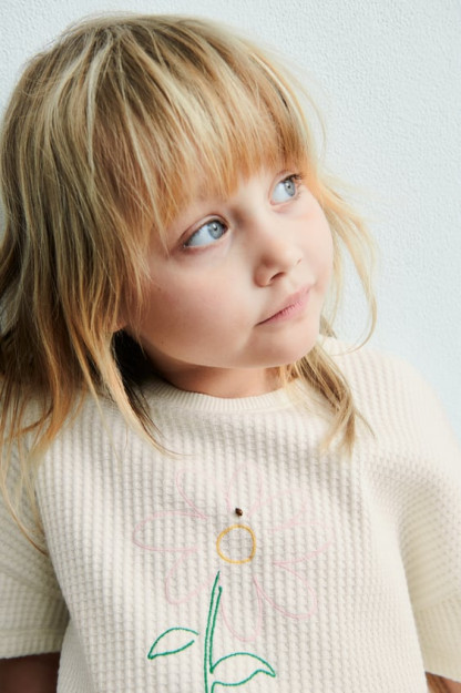 12-18 oylik naqshli gulli vafli teksturali futbolka (86 sm) 02211584-V2023