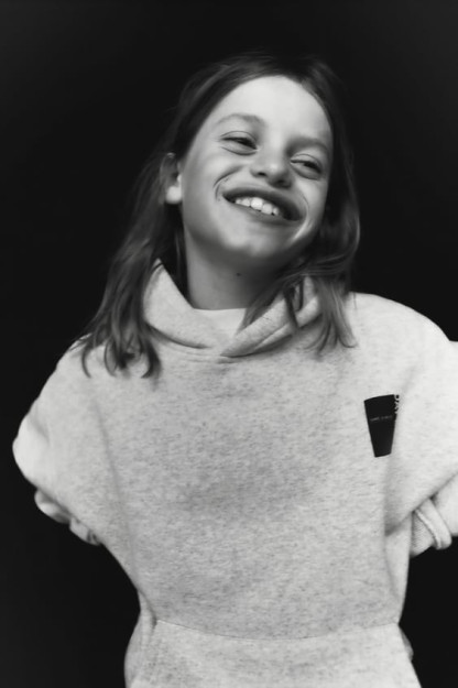 ДЕНЬ, СДЕЛАННЫЙ С КАПЮШОНОМ 11-12 years (152 cm)
