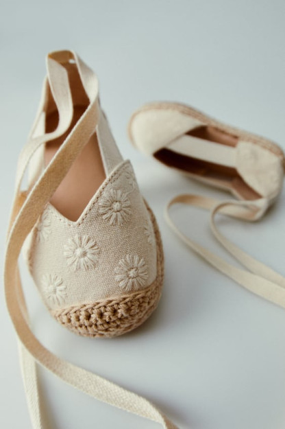 CHAQALOQ / GULLI ESPADRILLAR 22