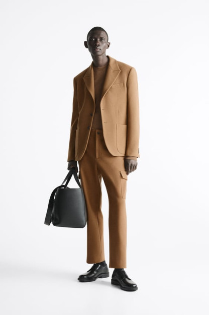 CHEKLANGAN NASHRDAGI KOSTYUM EU 50 BLAZER (AQSH 40)
