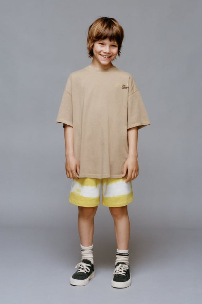 Tie-DYE 10 yil (140 sm)Bermuda peluş shortilari