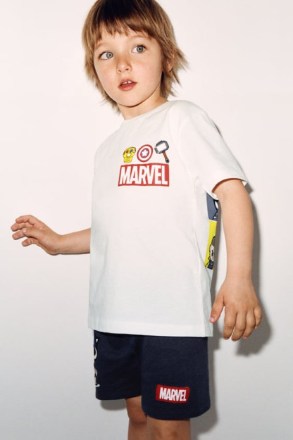 КАПИТАН АМЕРИКА © ШОРТЫ MARVEL НА БЕРМУДСКИХ ОСТРОВАХ 12-18 months (86 cm)