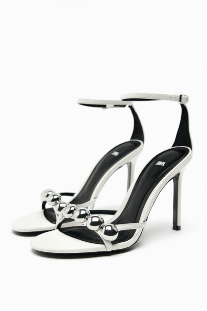 Bezatilgan charm poshnali sandallar ZARA 37
