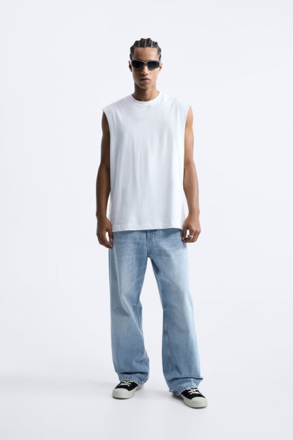 МЕШКОВАТЫЕ ДЖИНСЫ EU 42 (US 32)