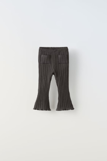 Yirtilgan trikotaj 3-4 yoshli leggings (104 sm)